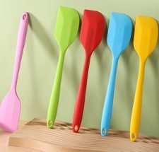 Solid-Colour One-Piece Scraper - Silicone with Iron Core