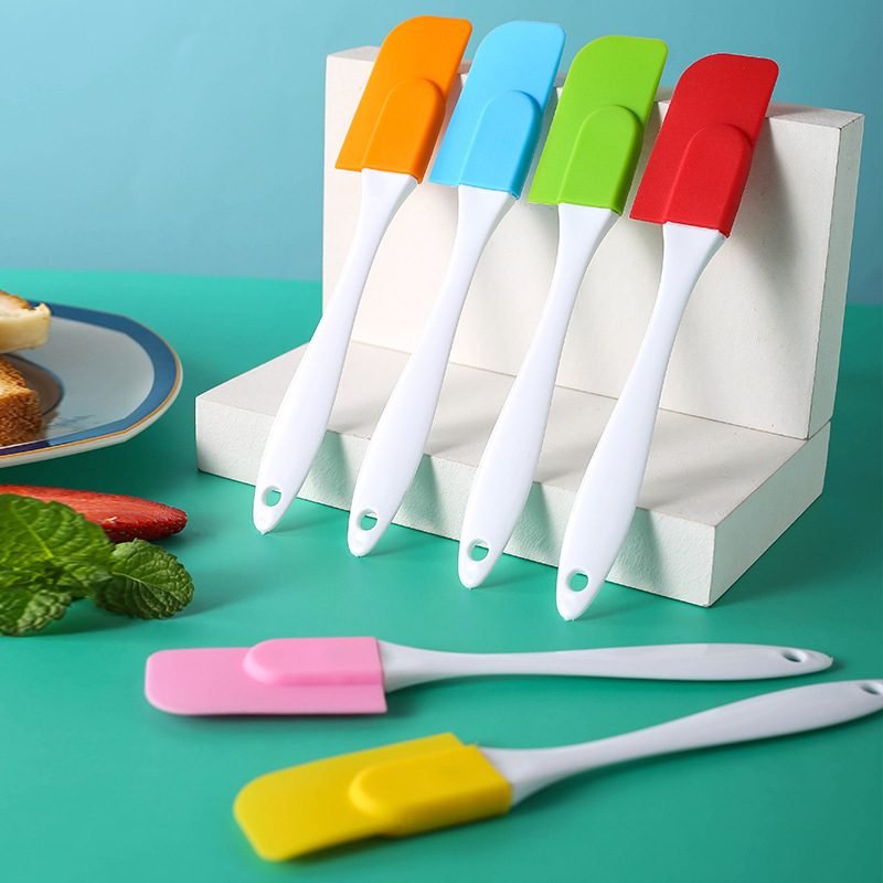 Detachable Scraper with PP Handle