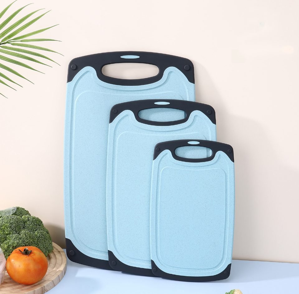 3-Piece Wheat-Straw Cutting Board Set